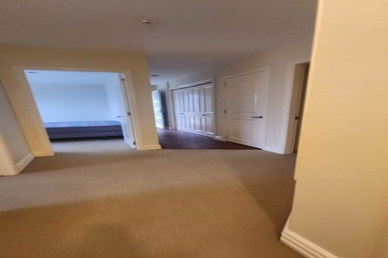 Photo of property in 6 Cosgrove Rise, Riverstone Terraces, Upper Hutt, 5018