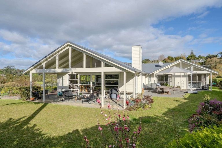 Photo of property in 17 Alderton Drive, Kerikeri, 0230