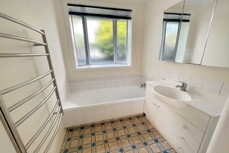 Photo of property in 30 Larsens Road, Halswell, Christchurch, 8025