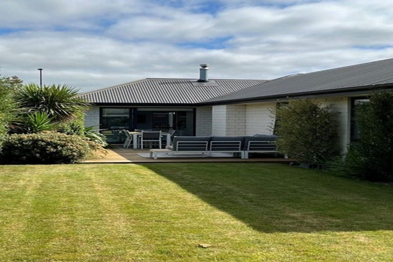 Photo of property in 39 Andesite Drive, Rolleston, 7614