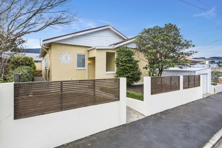 Photo of property in 1 Cairnhill Street, Maori Hill, Dunedin, 9010