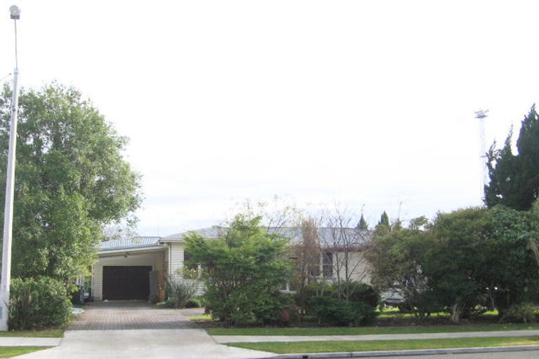 Photo of property in 1006 Caroline Road, Mayfair, Hastings, 4122