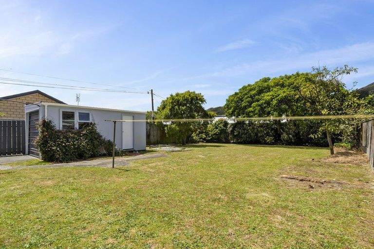 Photo of property in 96b Waiwhetu Road, Waterloo, Lower Hutt, 5011
