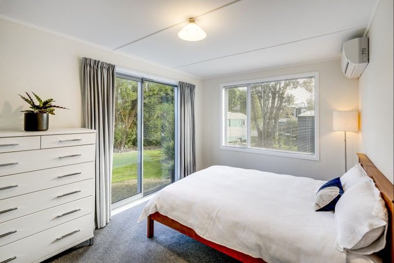 Photo of property in 6 Anthony Place, Bay View, Napier, 4104