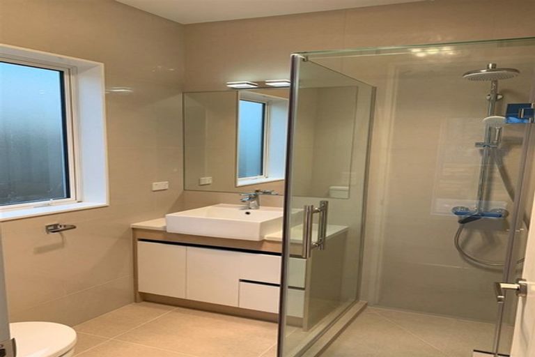 Photo of property in 34 Matahae Drive, Flat Bush, Auckland, 2019