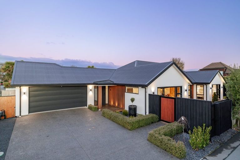Photo of property in 50 Winton Street, St Albans, Christchurch, 8014