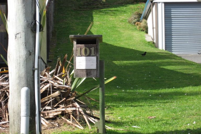 Photo of property in 101 Coast Road, Wainuiomata, Lower Hutt, 5014