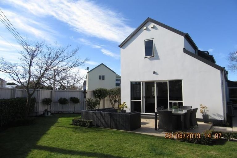 Photo of property in 40 Dover Street, St Albans, Christchurch, 8014