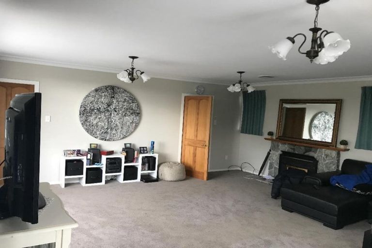 Photo of property in 41b Jaemont Avenue, Te Atatu South, Auckland, 0610