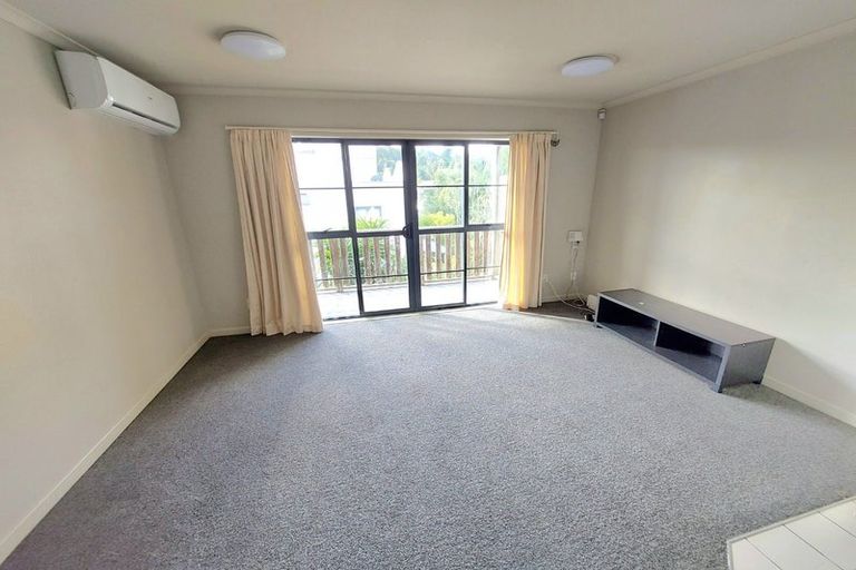 Photo of property in 24/8 Carolina Place, Albany, Auckland, 0632