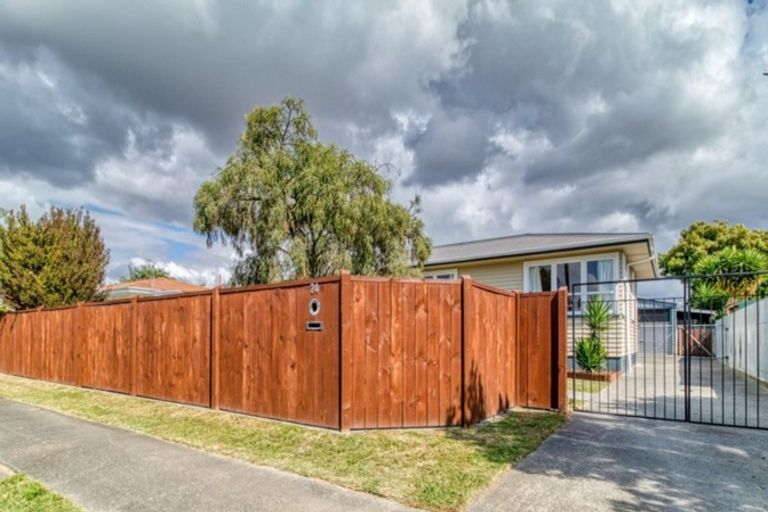 Photo of property in 24 Merton Crescent, Pirimai, Napier, 4112