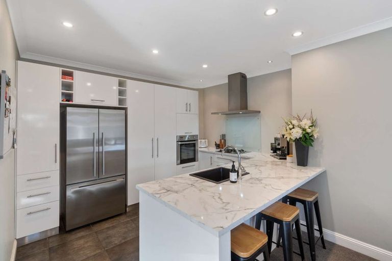 Photo of property in 73b Inwoods Road, Parklands, Christchurch, 8083