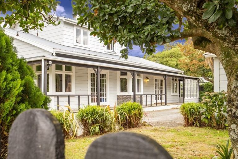 Photo of property in 12 Wallace Street, Featherston, 5710