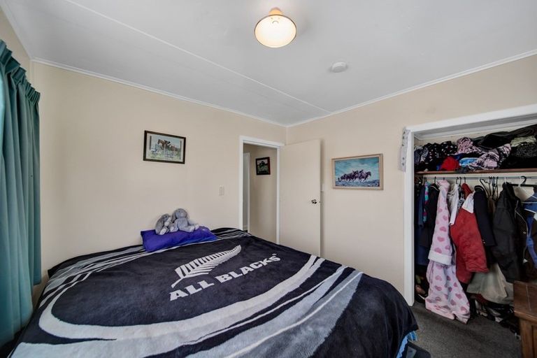 Photo of property in 5 Meredith Street, Patea, 4520