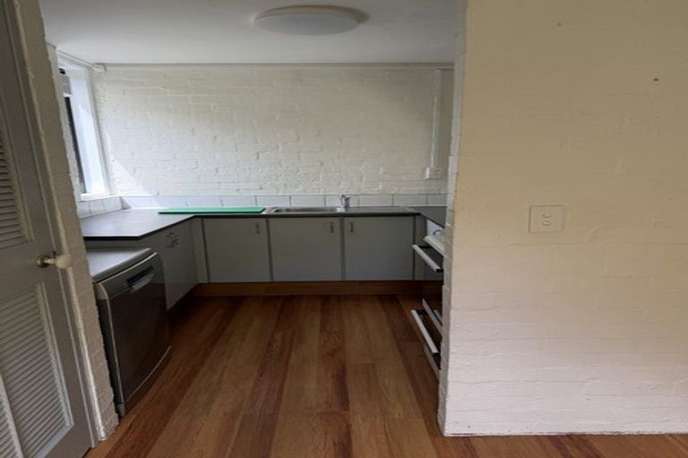 Photo of property in 141a Churton Drive, Churton Park, Wellington, 6037