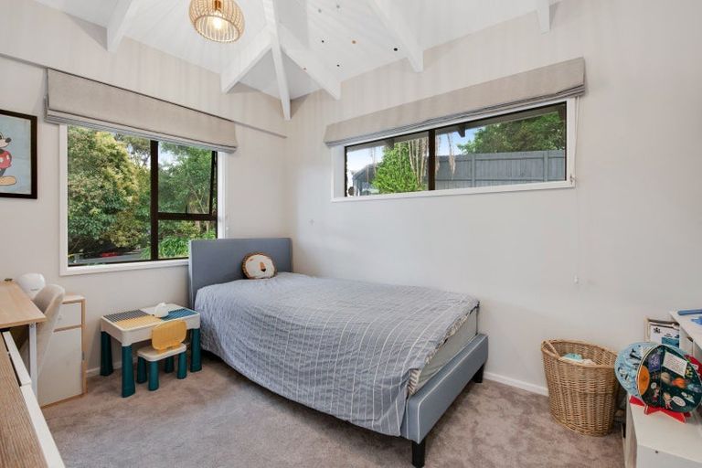 Photo of property in 12 Cochrane Avenue, Arkles Bay, Whangaparaoa, 0932