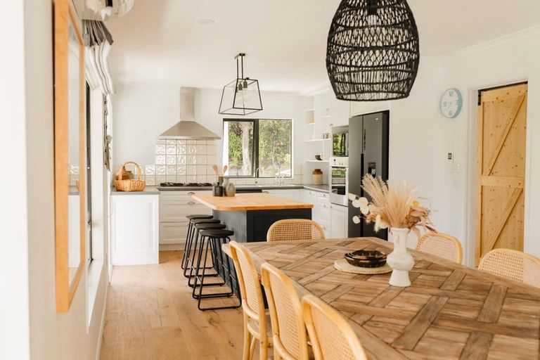 Photo of property in 144 Govan Wilson Road, Whangaripo, Warkworth, 0985