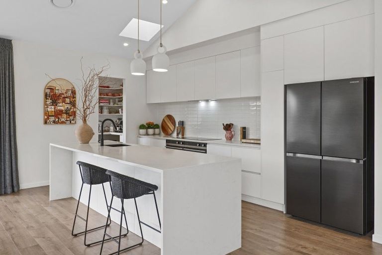 Photo of property in 13 Dollar Place, Prebbleton, 7604