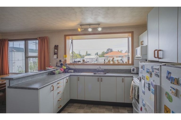 Photo of property in 61 The Avenue, Pareora, 7912