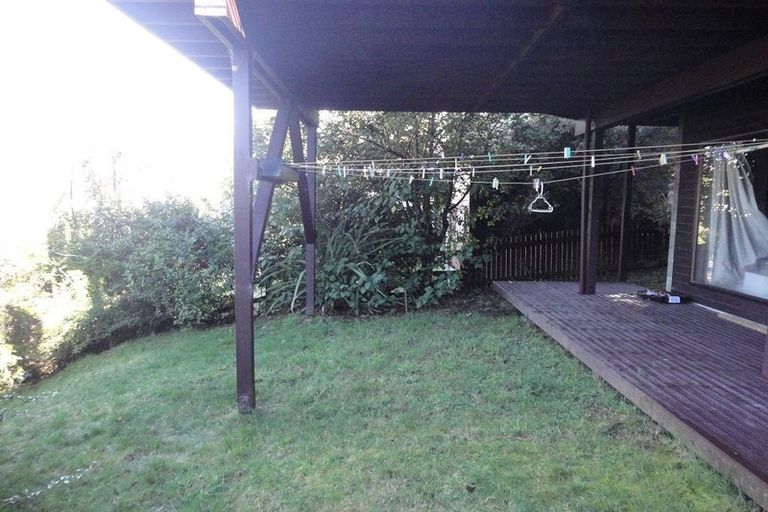 Photo of property in 15a Cameron Place, Fernhill, Queenstown, 9300