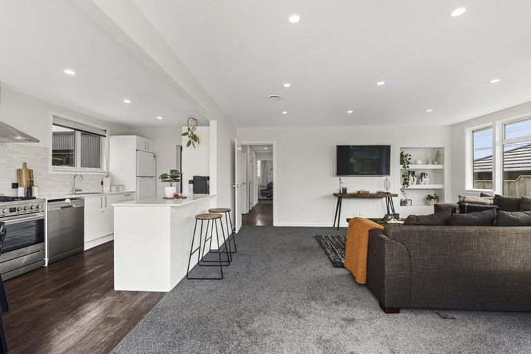 Photo of property in 63 Woodleigh Street, Frankleigh Park, New Plymouth, 4310