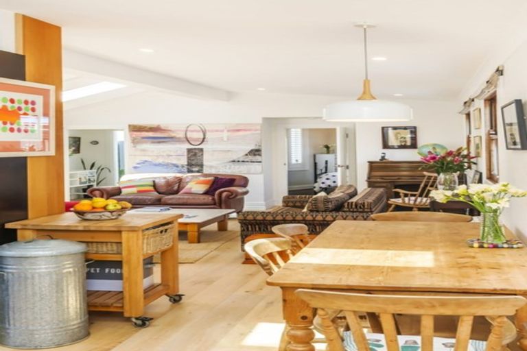 Photo of property in 68a Lyall Parade, Lyall Bay, Wellington, 6022