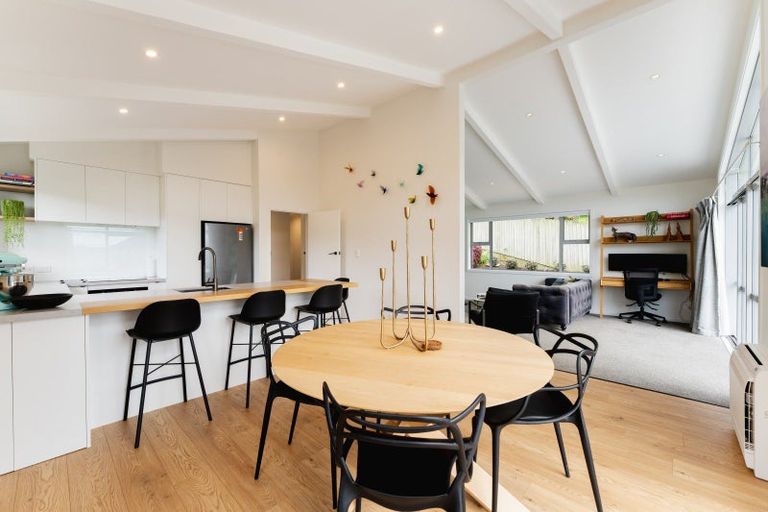 Photo of property in 60 Marion Street, Macandrew Bay, Dunedin, 9014