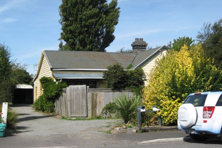 Photo of property in 106 Barbour Street, Waltham, Christchurch, 8011
