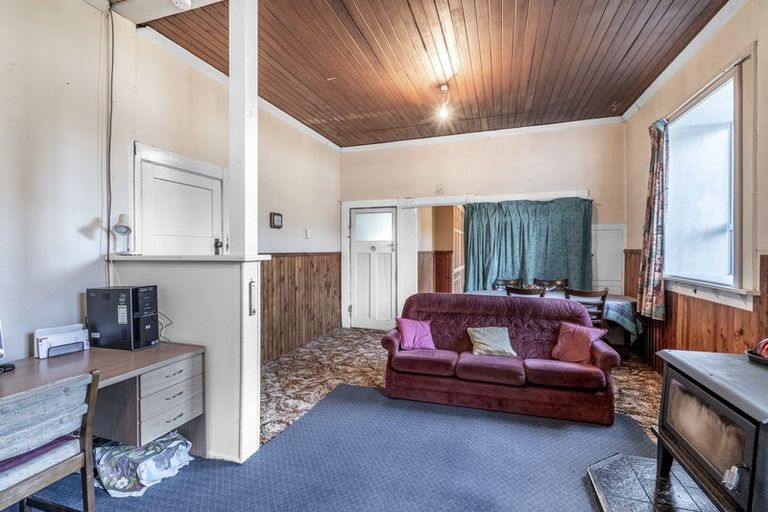 Photo of property in 20 Irving Street, Gore, 9710