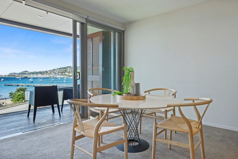 Photo of property in Patent 326 Apartments, 326 Evans Bay Parade, Hataitai, Wellington, 6021