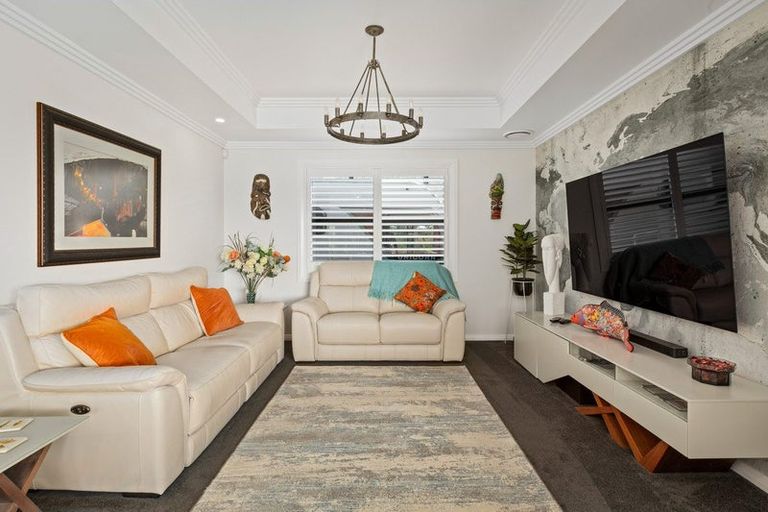 Photo of property in 30 Lakeside Terrace, Omokoroa, 3114