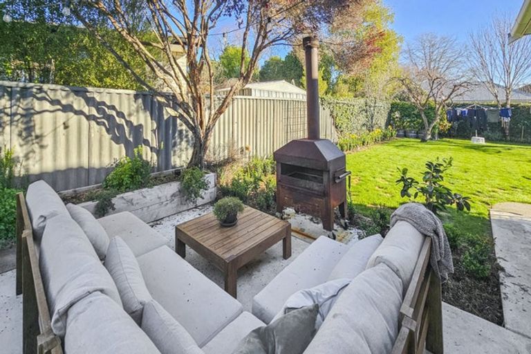 Photo of property in 8 James Cook Street, Havelock North, 4130