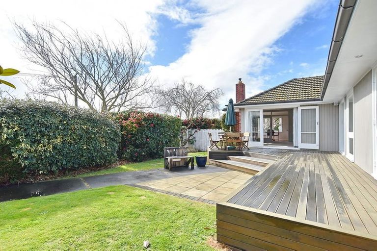 Photo of property in 30 Dunster Street, Burnside, Christchurch, 8053