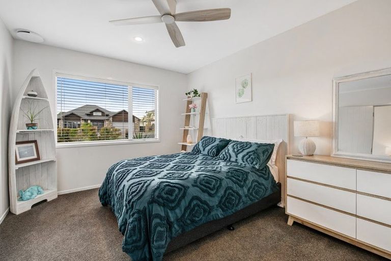 Photo of property in 88 Tiri Road, Tindalls Beach, Whangaparaoa, 0930