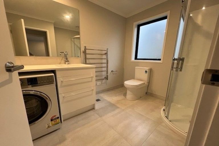 Photo of property in 8 Kumerahou Street, Kumeu, 0810