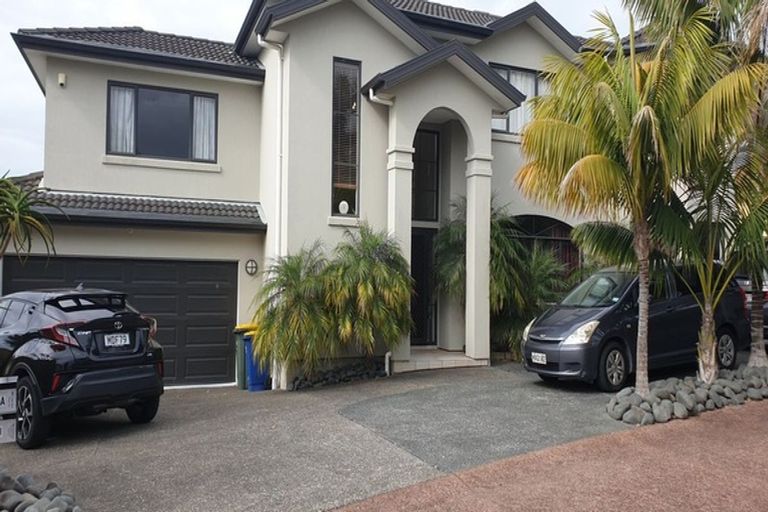 Photo of property in 30 Scarlet Oak Drive, Schnapper Rock, Auckland, 0632