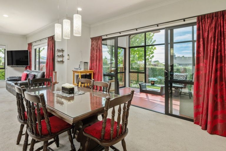 Photo of property in 2 Harakeke Place, Redwoodtown, Blenheim, 7201