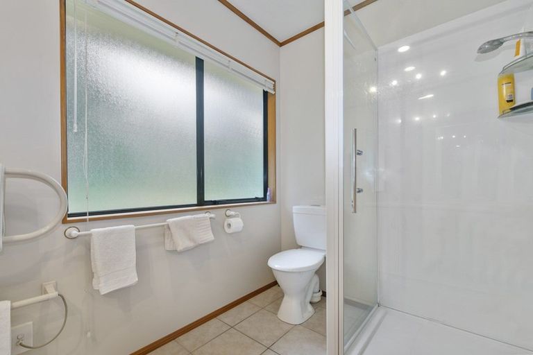 Photo of property in 2 Forest Place, Lynmore, Rotorua, 3010