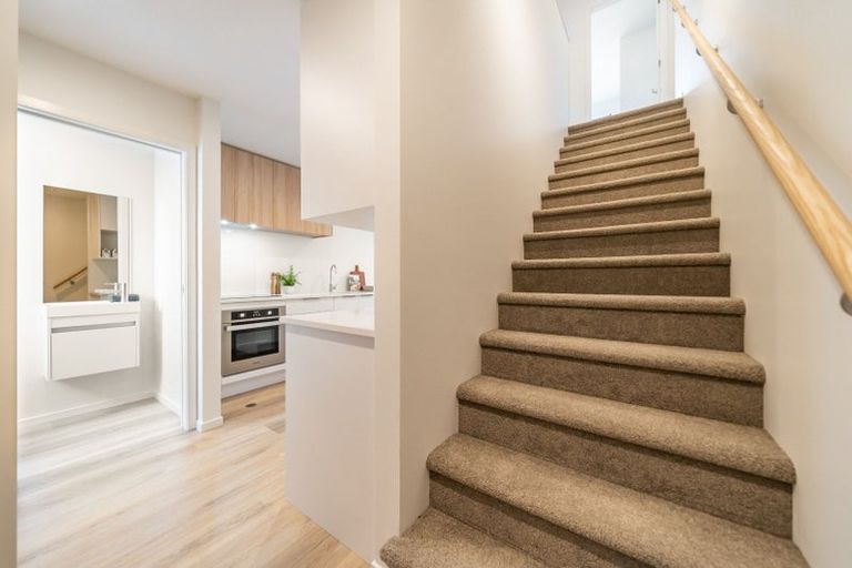 Photo of property in 3/240 Stokes Valley Road, Stokes Valley, Lower Hutt, 5019