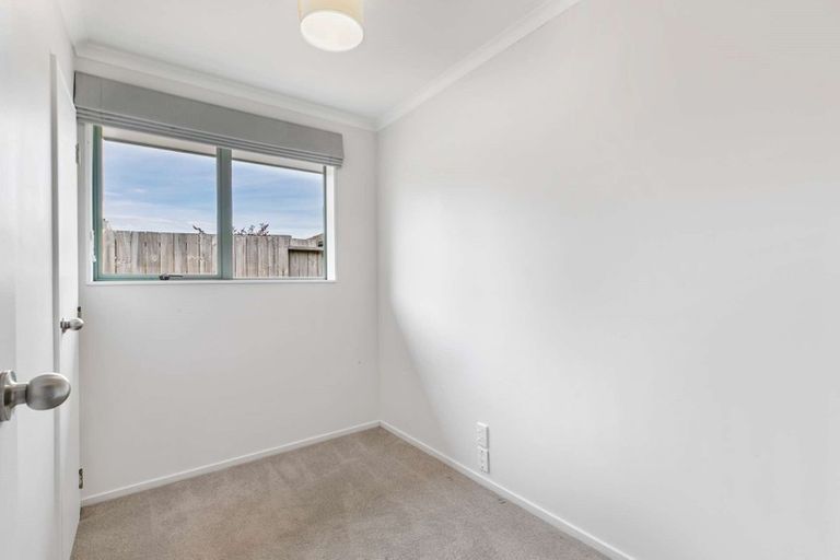 Photo of property in 27 Corinth Grove, Papamoa Beach, Papamoa, 3118