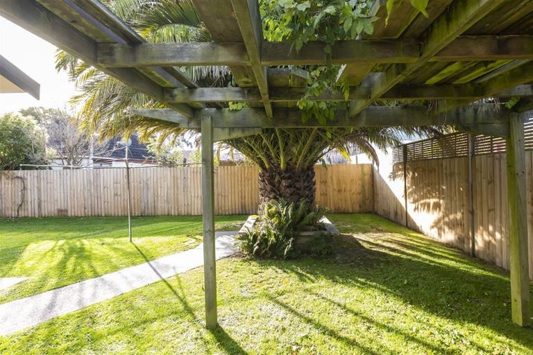 Photo of property in 53 Sayers Crescent, Ilam, Christchurch, 8041