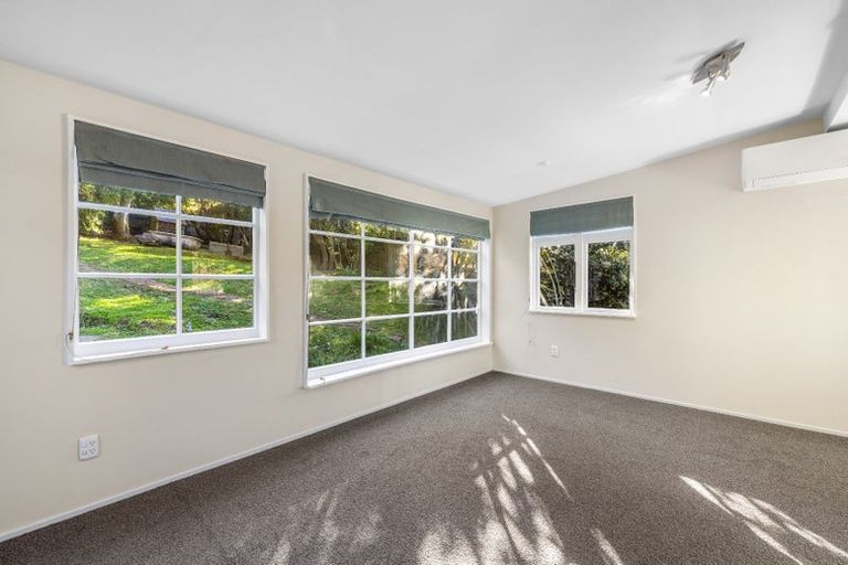 Photo of property in 65 Port Hills Road, Heathcote Valley, Christchurch, 8022