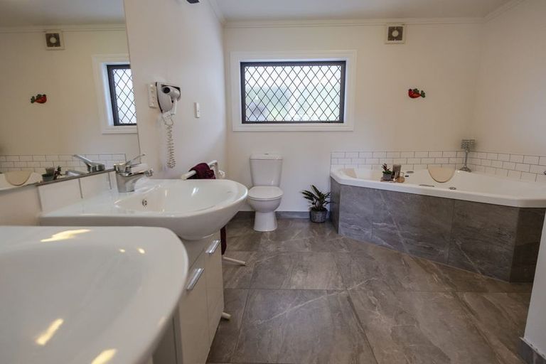 Photo of property in 6 Whataroa Highway, Harihari, 7884