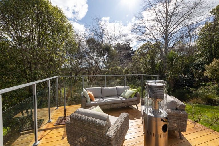 Photo of property in 6 Polson Hill Drive, Aokautere, Palmerston North, 4471