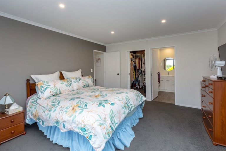 Photo of property in 6 Ataahua Place, Featherston, 5710