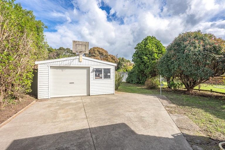 Photo of property in 15 Riwai Street, Paraparaumu, 5032