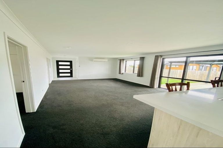 Photo of property in 9c Rishworth Avenue, Stanmore Bay, Whangaparaoa, 0932