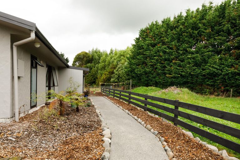 Photo of property in 929b Reid Line East, Bunnythorpe, Palmerston North, 4481