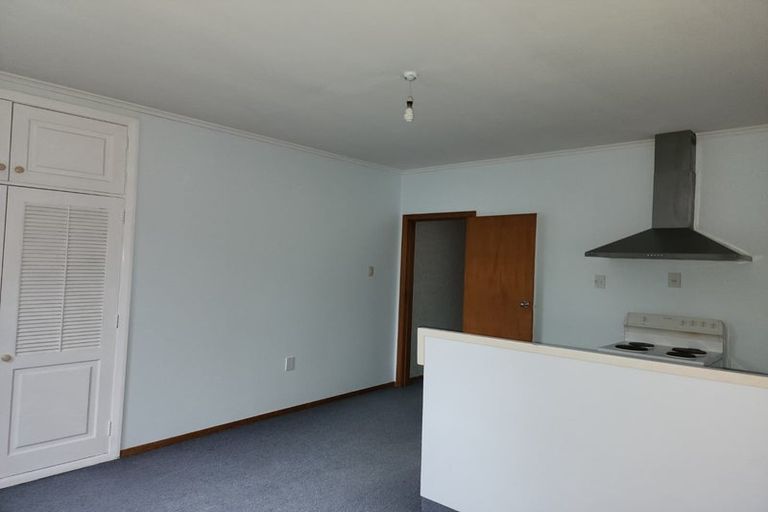 Photo of property in 5 Coates Street, Tawa, Wellington, 5028