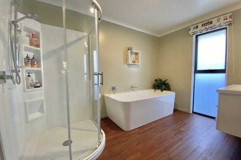 Photo of property in 4 Carmello Grove, Richmond, 7020